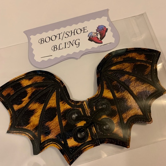 Handmade novelty Bat wing boot, and shoe bling - Picture 2 of 2